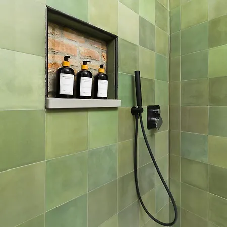 Art - Fontana Del Delfino Apartment Bergamo