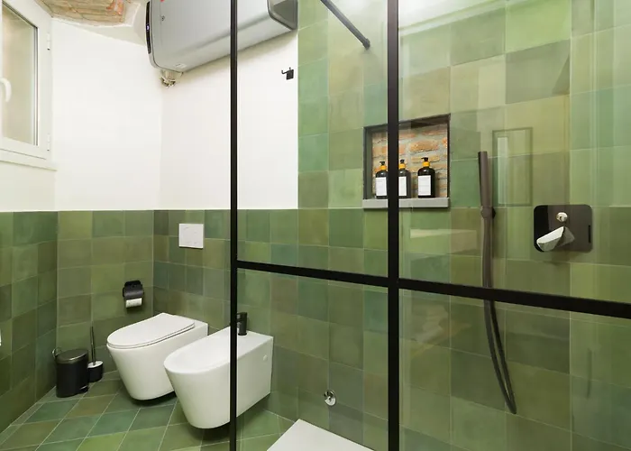 Art - Fontana Del Delfino * Бергамо